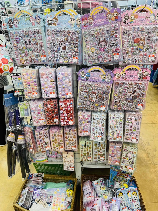 歳末感謝セール　31日まで開催中！＆シール続々入荷中！